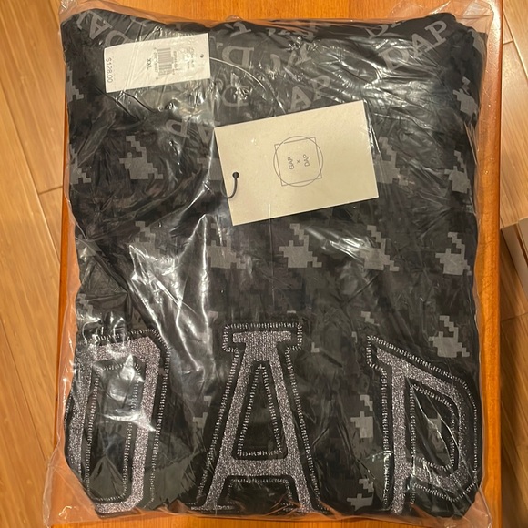 GAP X DAP Hoodie - Picture 1 of 2